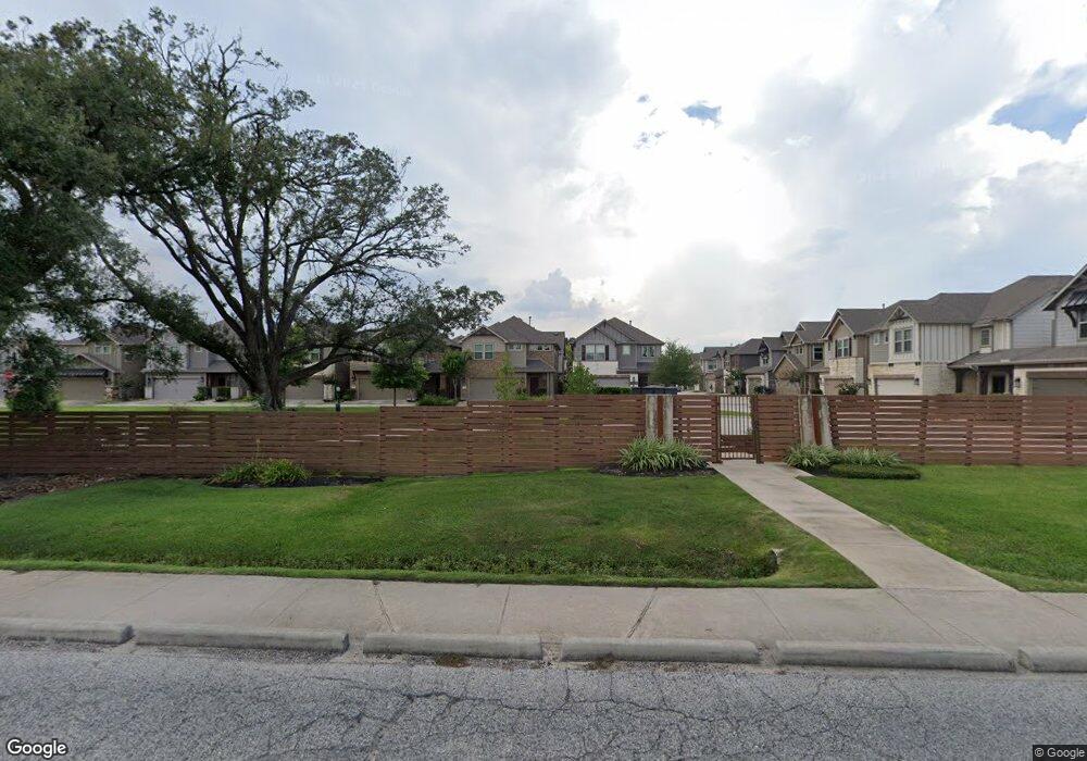 1911 Common Oak Dr, Houston, TX 77080 - photo 1