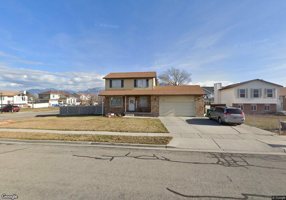 12417 S 2145 W, Riverton, UT 84065 - photo 1