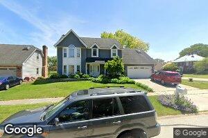 1800 Denison Rd, Naperville, IL 60565