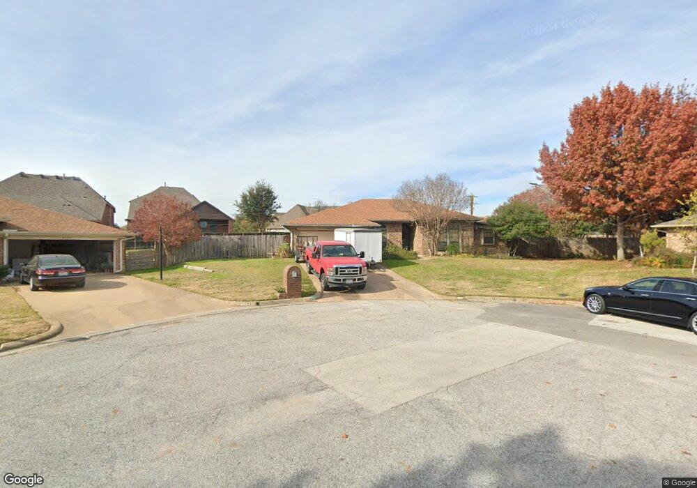 8525 Neil Ct, North Richland Hills, TX 76182 - photo 1