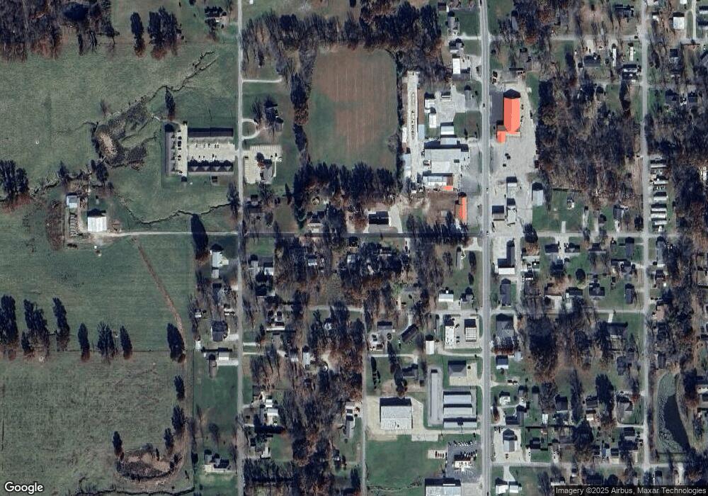 1407 W Marshall Ave, Linton, IN 47441 - photo 1