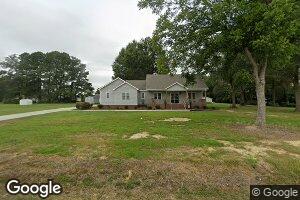 412 S First St, Calypso, NC 28325