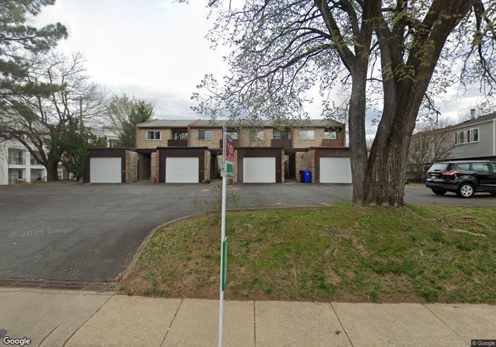 2049 N Glebe Rd, Arlington, VA 22207 - photo 1