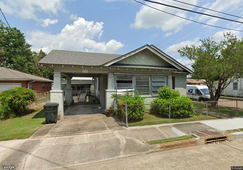 727 Roussell St, Houma, LA 70360 - photo 1