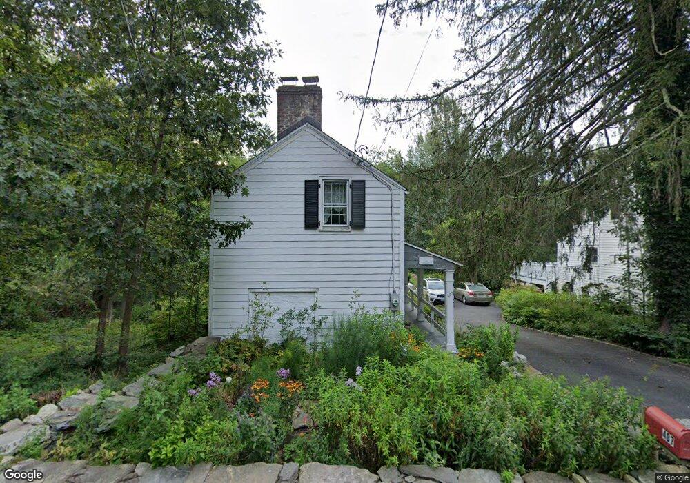 407 Quaker Rd, Chappaqua, NY 10514 - photo 1