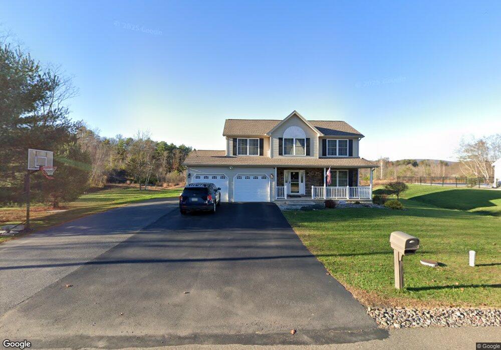 587 W Railroad St, Nanticoke, PA 18634 - photo 1