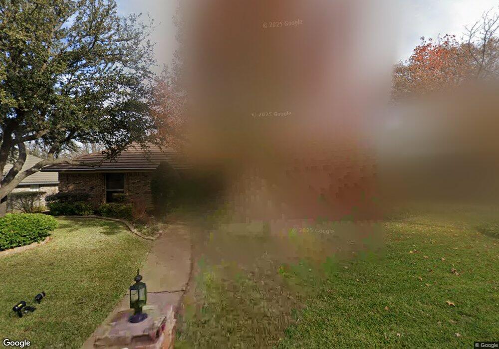 520 Sunset Dr, Hurst, TX 76054 - photo 1