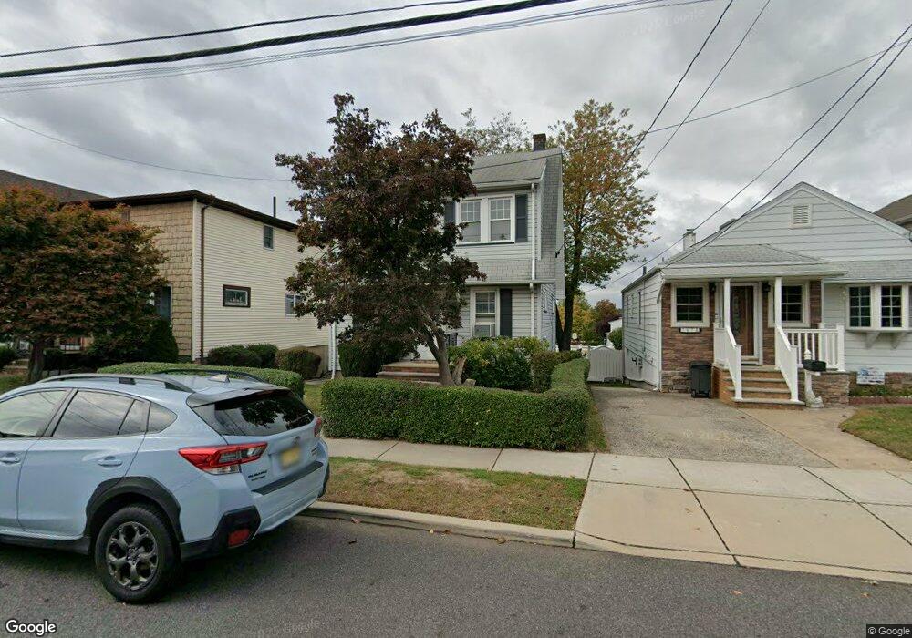 749 Chase Ave, Lyndhurst, NJ 07071 - photo 1