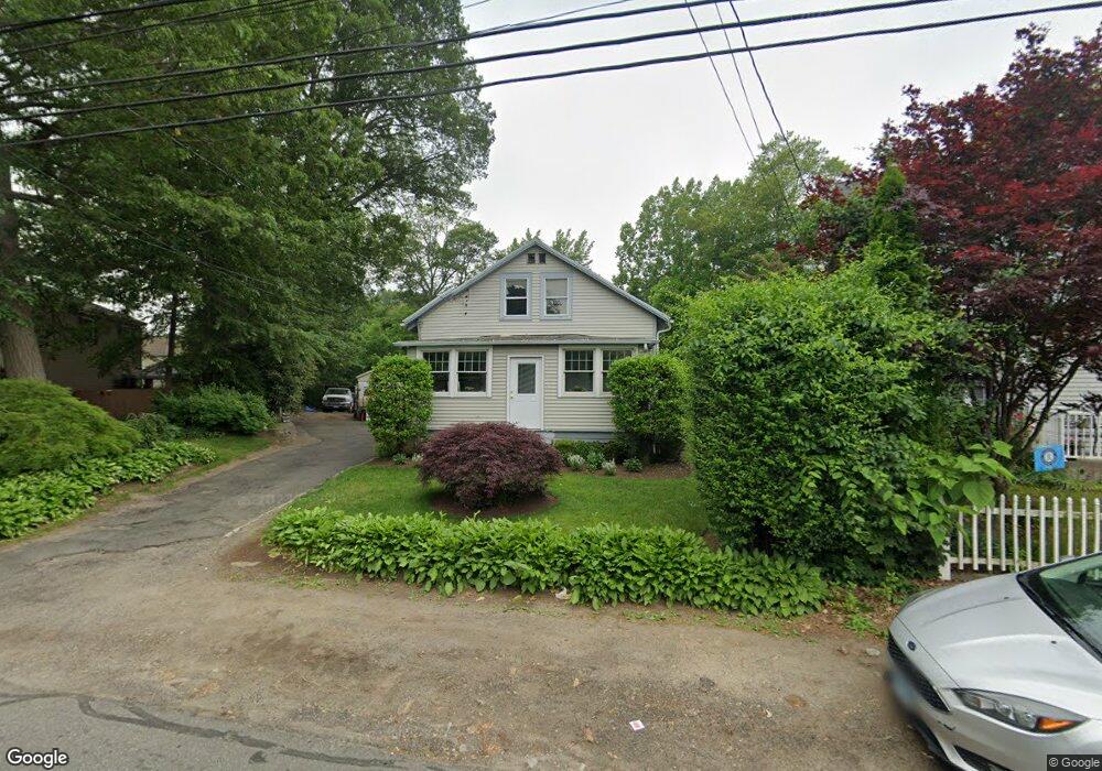 599 Chopsey Hill Rd, Bridgeport, CT 06606 - photo 1