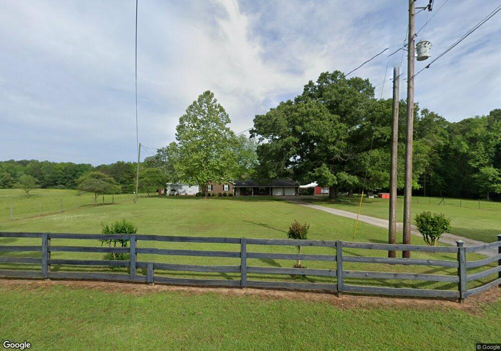 568 Davis Rd, Carrollton, GA 30116 - photo 1