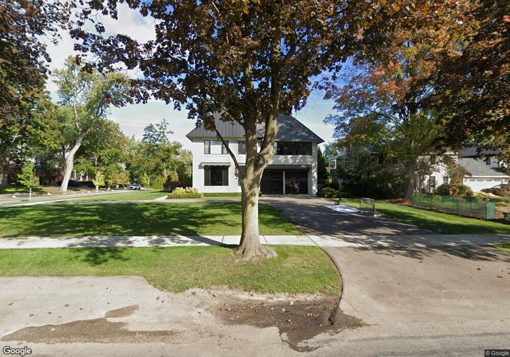 1598 Redding Rd, Birmingham, MI 48009 - photo 1