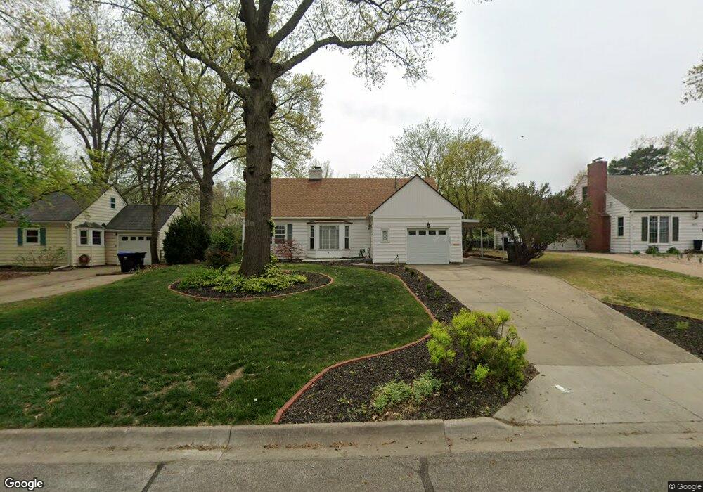 3629 SW Avalon Ln, Topeka, KS 66604 - photo 1