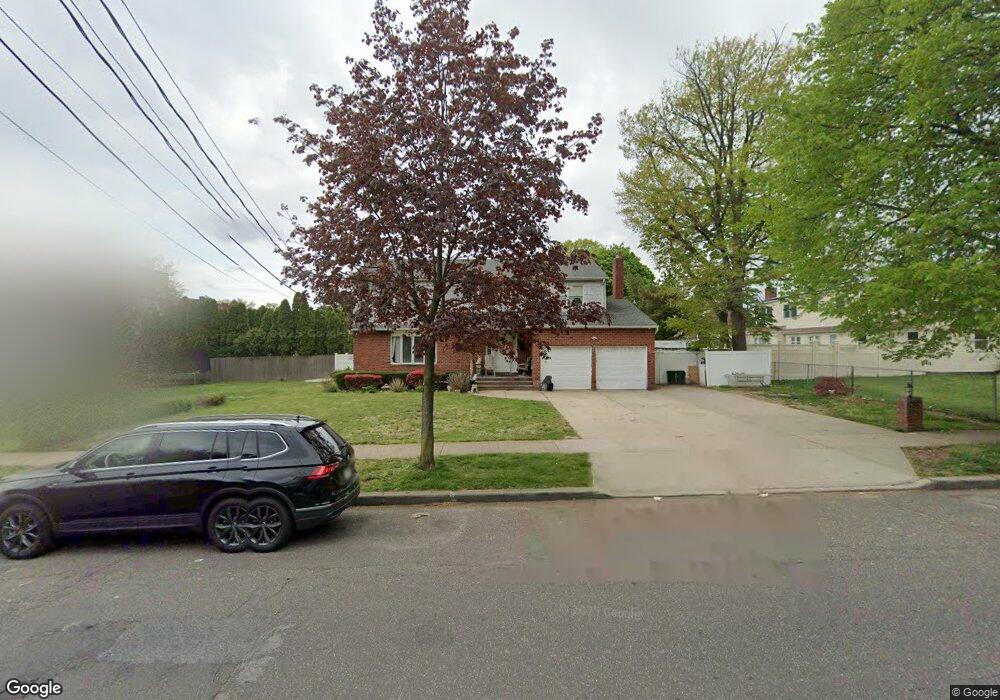 71 Hilton Ave, Hempstead, NY 11550 - photo 1