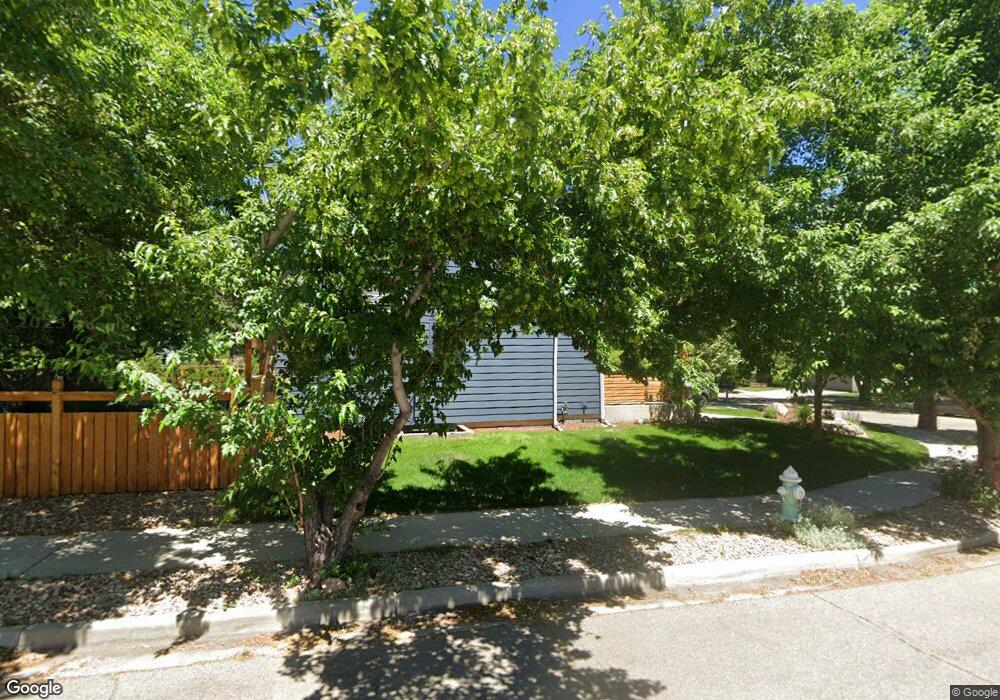 1421 Oakleaf Cir, Boulder, CO 80304 - photo 1