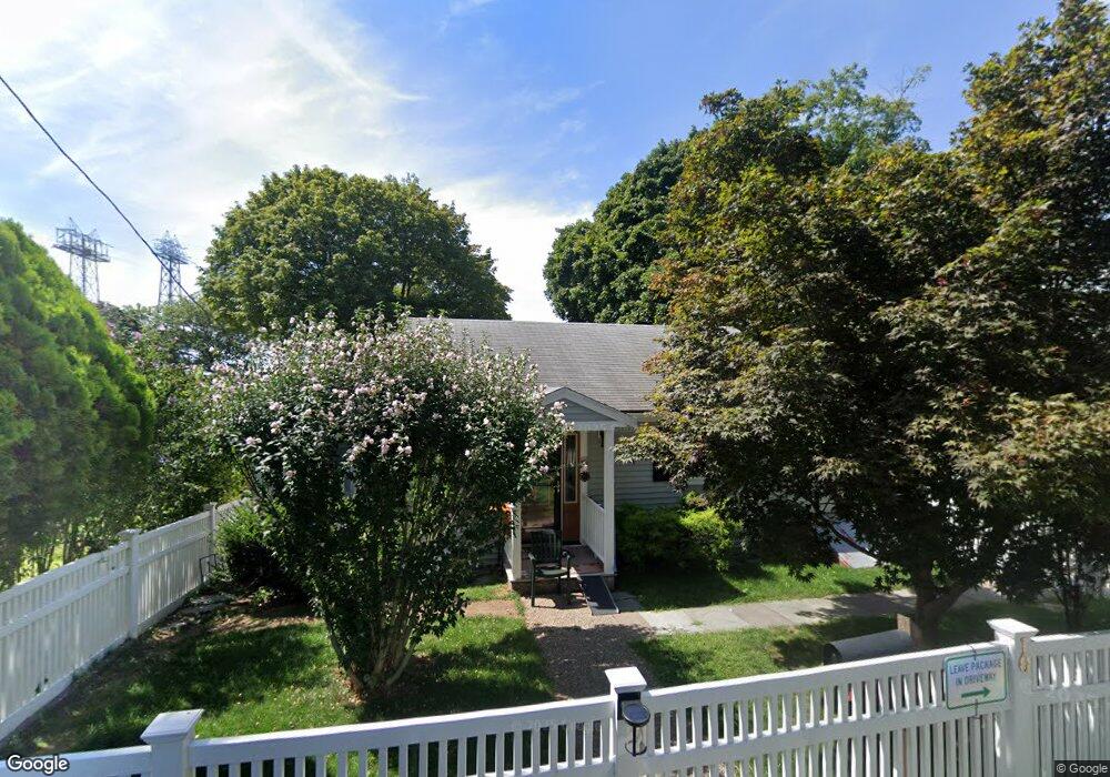 10 Wadsworth St, Weymouth, MA 02188 - photo 1