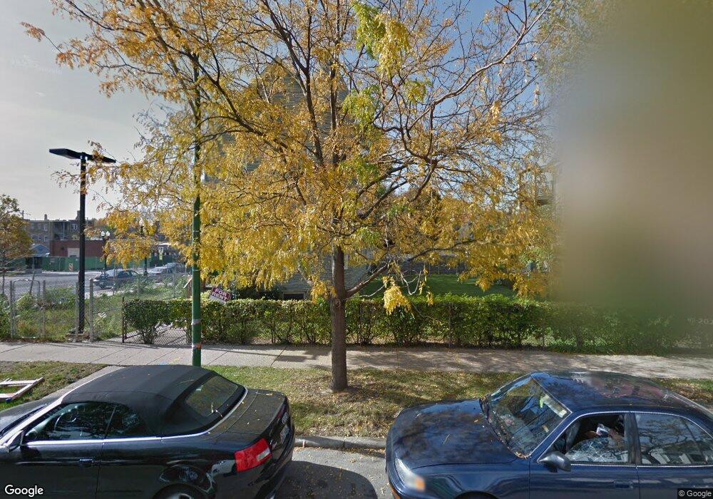 2034 W Lawrence Ave, Chicago, IL 60625 - photo 1