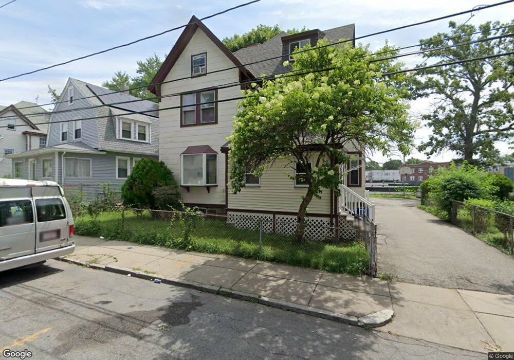 122 Evans St, Dorchester Center, MA 02124 - photo 1