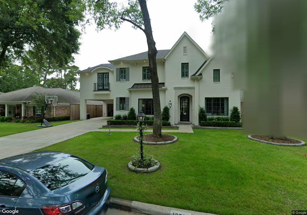 13622 Perthshire Rd, Houston, TX 77079 - photo 1