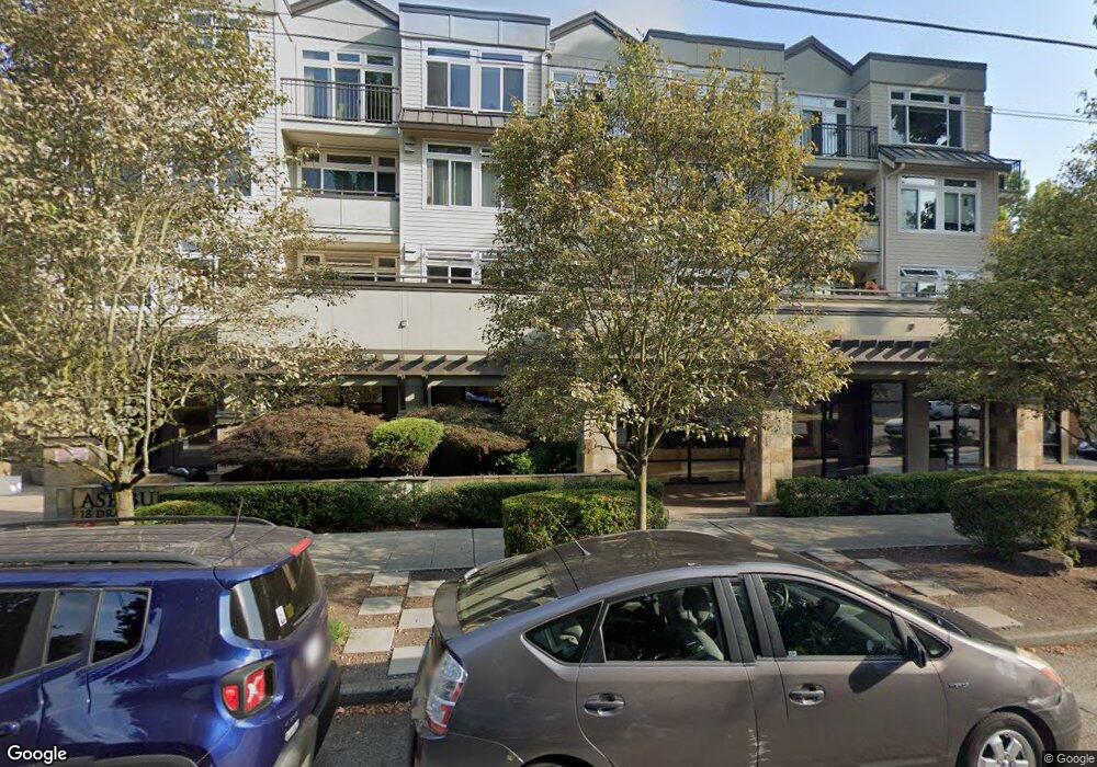 18 Dravus St unit 208, Seattle, WA 98109 - photo 1