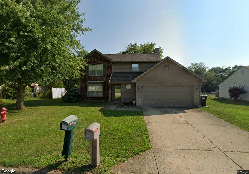 827 E Fleetwood Dr, Greensburg, IN 47240 - photo 1