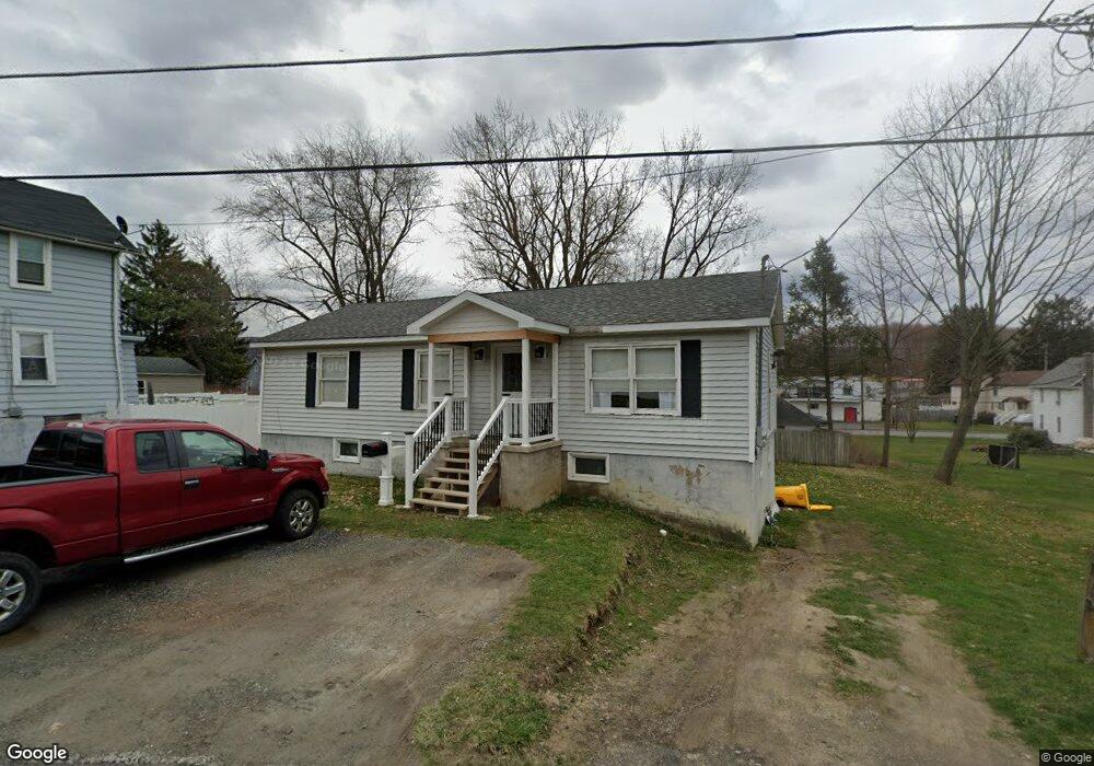 517 Gaughan Ct, Archbald, PA 18403 - photo 1