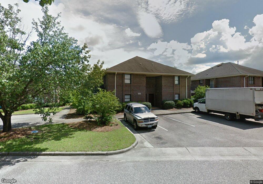 1051 Ancestry Dr unit 4, Fayetteville, NC 28304 - photo 1