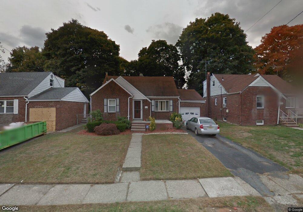 17 Carrelton Dr, Paterson, NJ 07522 - photo 1