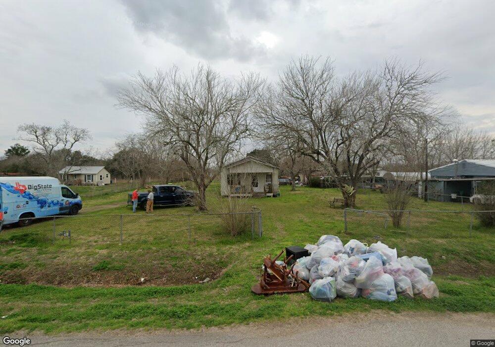 8500 W 1st St, Needville, TX 77461 - photo 1