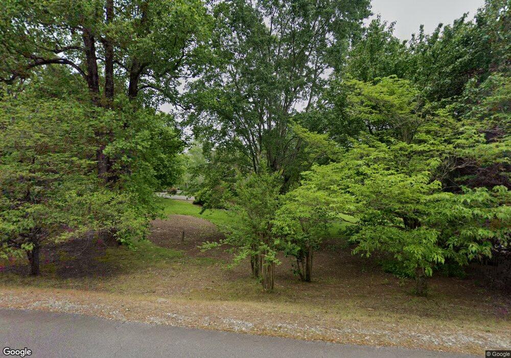 112 Parkwood Dr, Cornelia, GA 30531 - photo 1