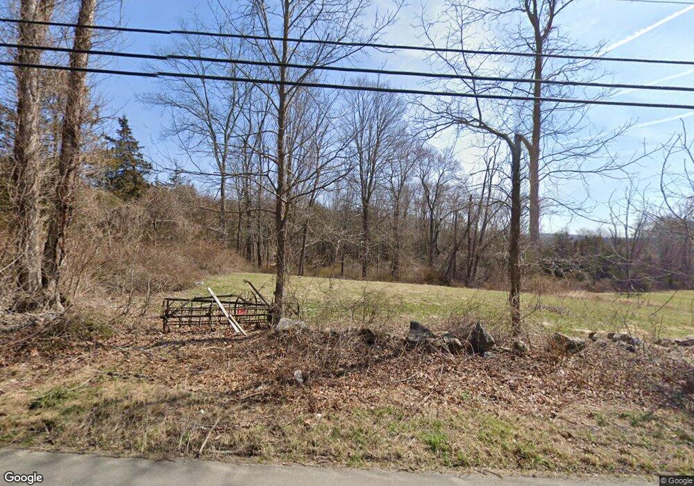 10 Pine Hill Rd, New Fairfield, CT 06812 - photo 1