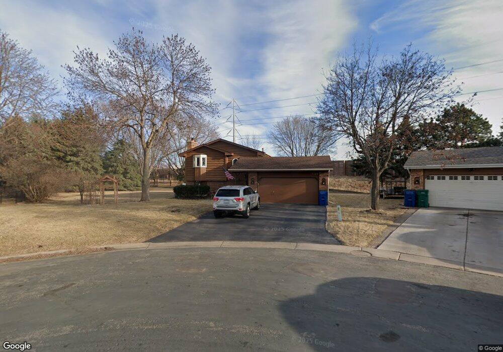 9728 Nathan Ln N, Maple Grove, MN 55369 - photo 1