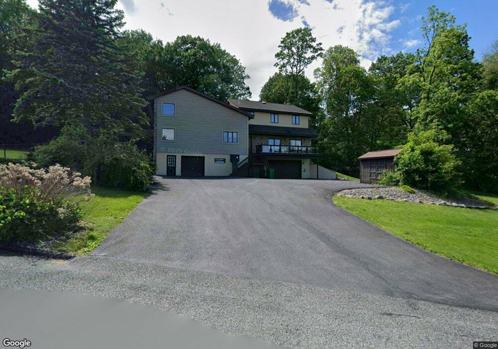 5614 Tomahawk Ln, Zionsville, PA 18092 - photo 1