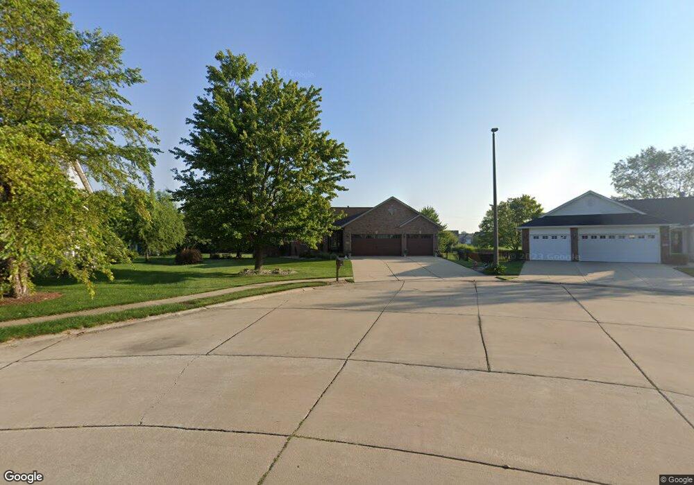 6719 Remington Ln, Maryville, IL 62062 - photo 1