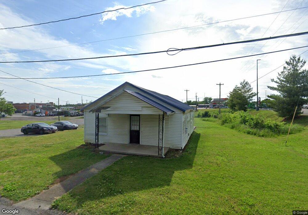 911 Castle St, Shelbyville, TN 37160 - photo 1