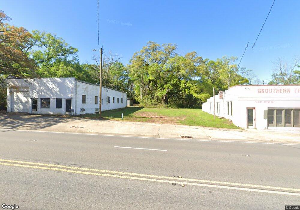 821 N Madison St, Thomasville, GA 31792 - photo 1