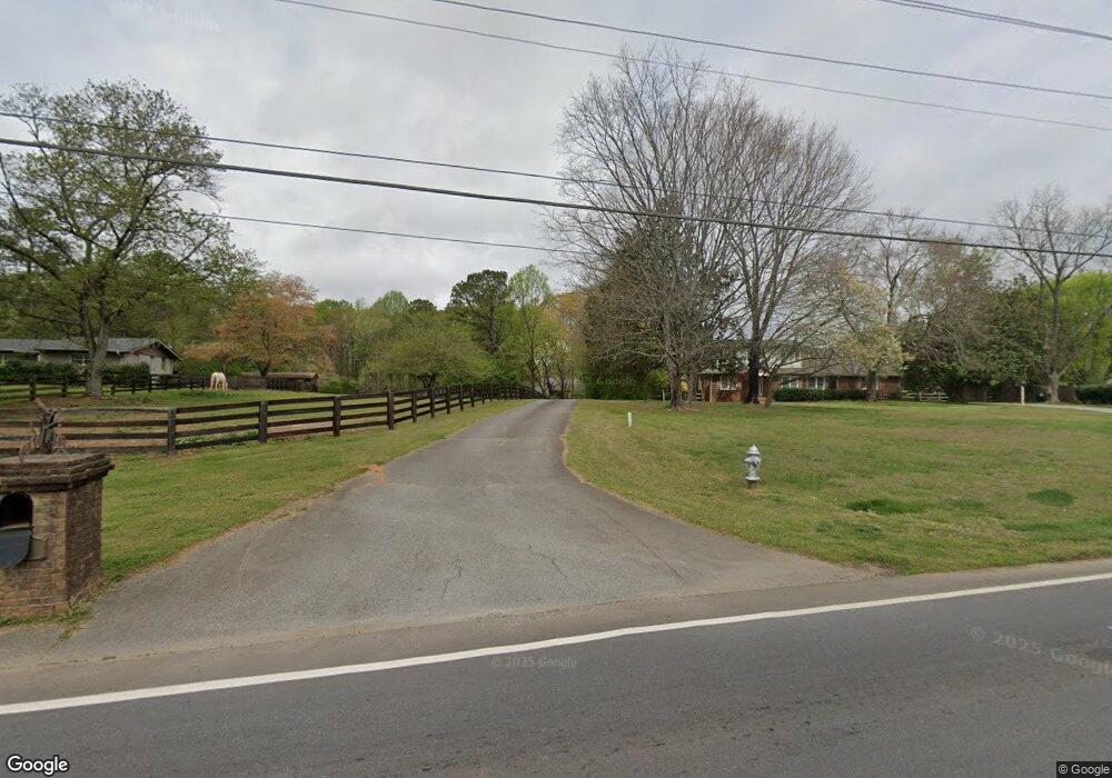 545 Cox Rd, Roswell, GA 30075 - photo 1