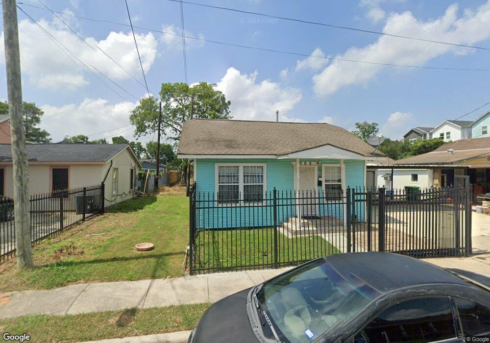 908 Coronado St, Houston, TX 77009 - photo 1