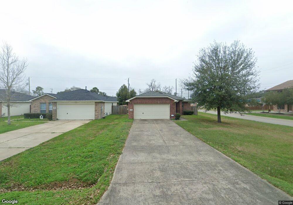 549 E Coombs St, Alvin, TX 77511 - photo 1