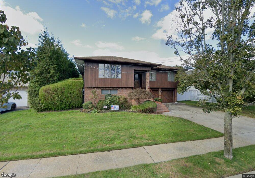 2970 Hewlett Ave, Merrick, NY 11566 - photo 1