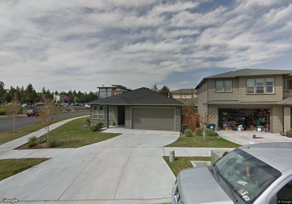 2051 NE Red Bay Ln, Bend, OR 97701 - photo 1