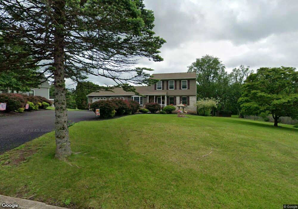 8298 Powder Ln, Zionsville, PA 18092 - photo 1