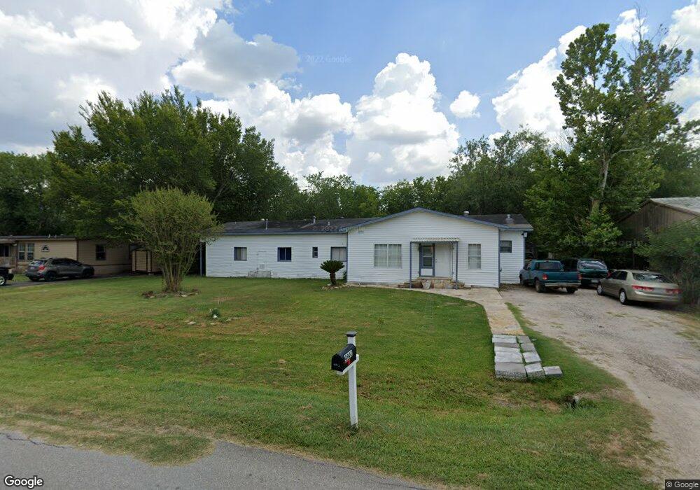 4902 Wendy Ln, Pearland, TX 77584 - photo 1