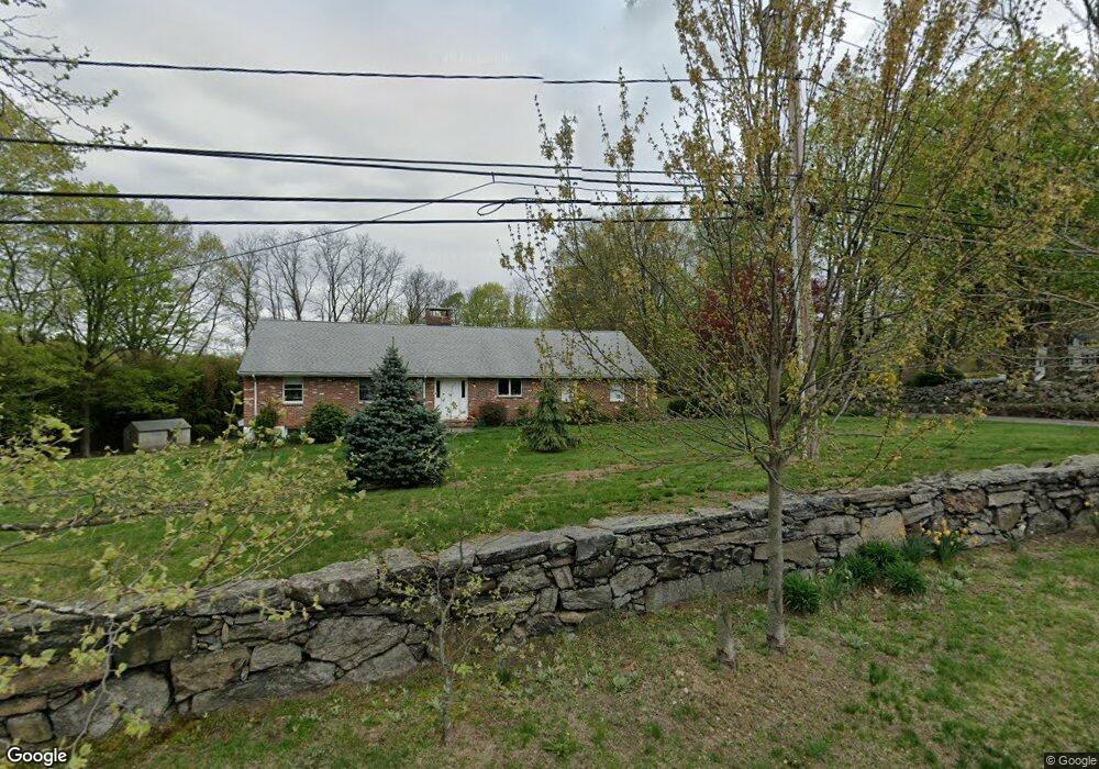 3 Locust Rd, Greenwich, CT 06831 - photo 1