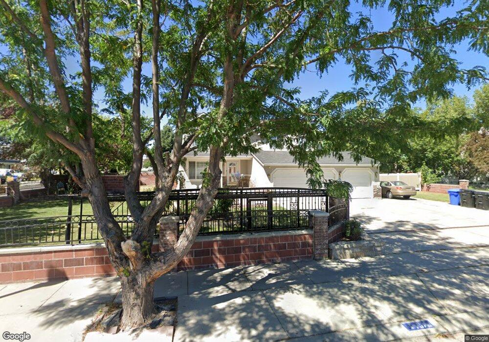 7572 S 3430 W, West Jordan, UT 84084 - photo 1