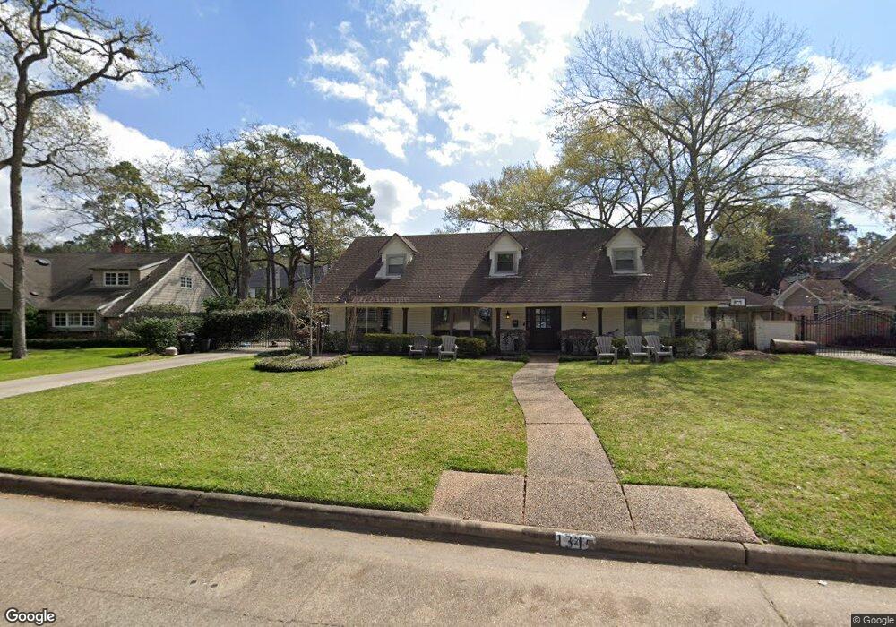134 Plantation Rd, Houston, TX 77024 - photo 1