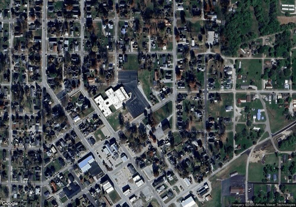 313 E 4th St, Bicknell, IN 47512 - photo 1