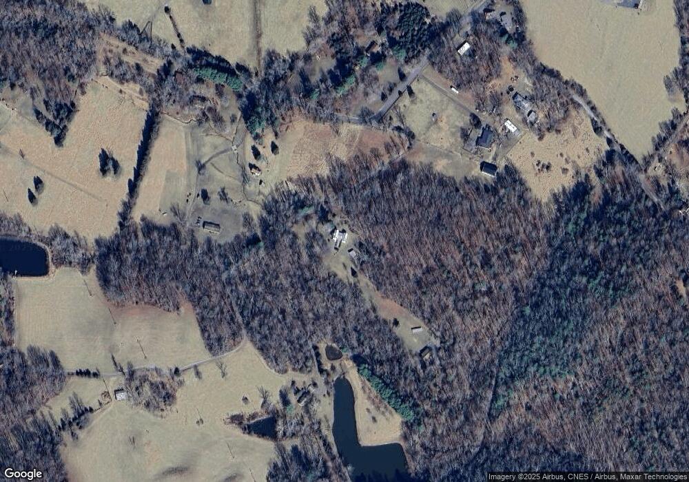 9 Shallow Creek Ln, Castleton, VA 22716 - photo 1