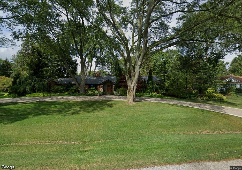 6063 Snowshoe Cir, Bloomfield Hills, MI 48301 - photo 1