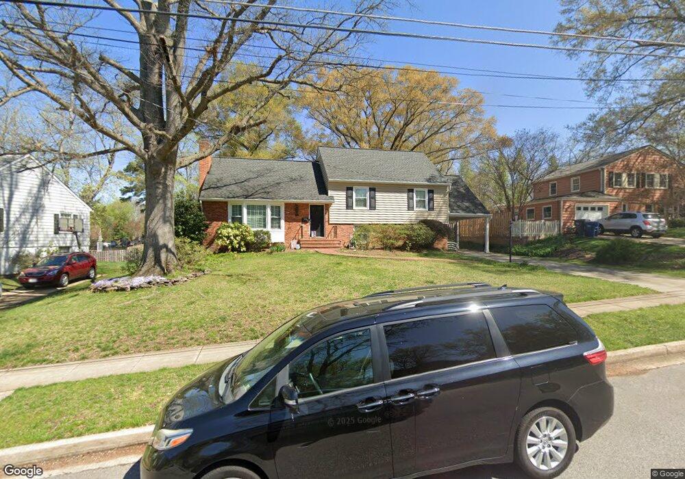 1004 Waynewood Blvd, Alexandria, VA 22308 - photo 1