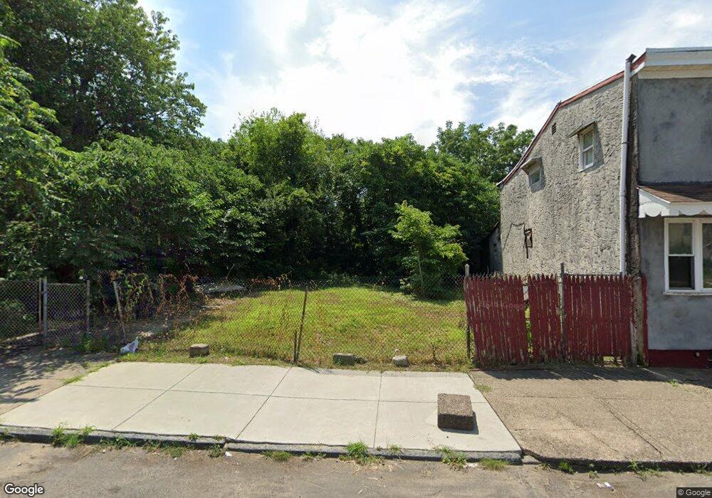 726 Cherry St, Camden, NJ 08103 - photo 1